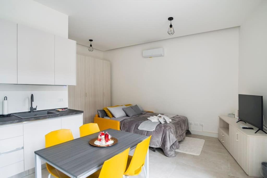 Dimora Di Privacy Fronte Parco E Ospedale Di Monza Lägenhet Lissone Exteriör bild